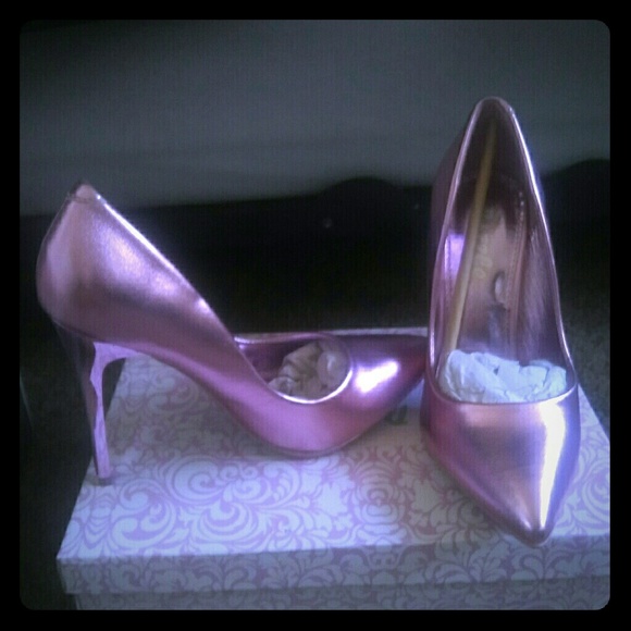 Woman's shoes - Picture 1 of 1